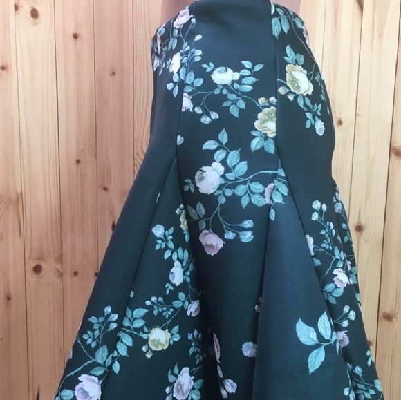 Lauren Conrad Midi Floral Skirt Size 4 - Picture 2 of 3